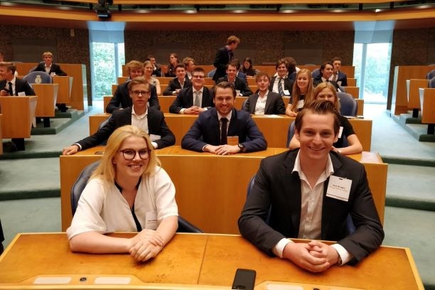 Een Jonge Democraat in elke Provinciale Staat t/m Senaat!